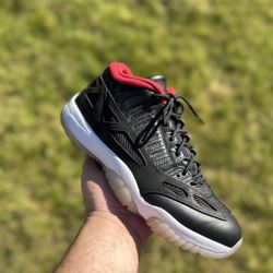 Jordan 11 Low IE Bred Like New Size 9.5