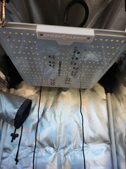Grow tent