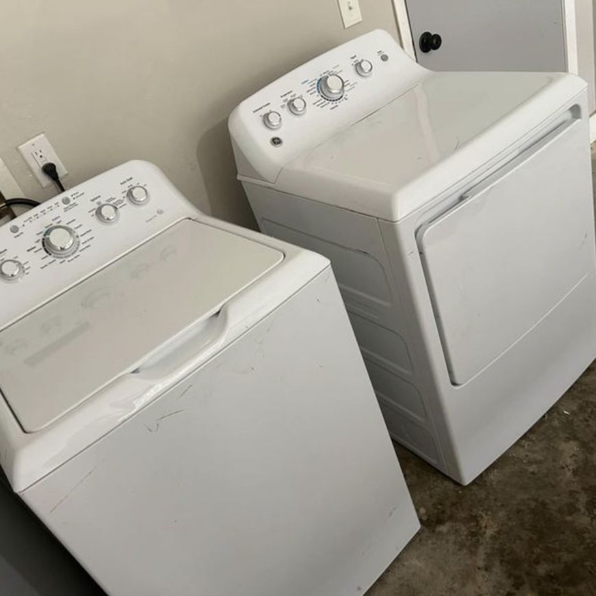 GE Washer And Dryer Set