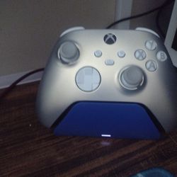 Xbox Controller And Charging Razer