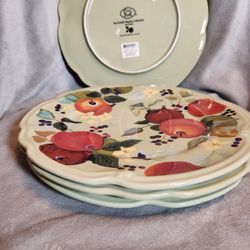 Rare Vintage Discontinued TRACY PORTER Fruitful Tapestry Scalloped Dinner Plate.