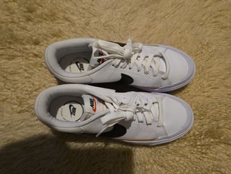 Nike Court Legacy Lift Low White 