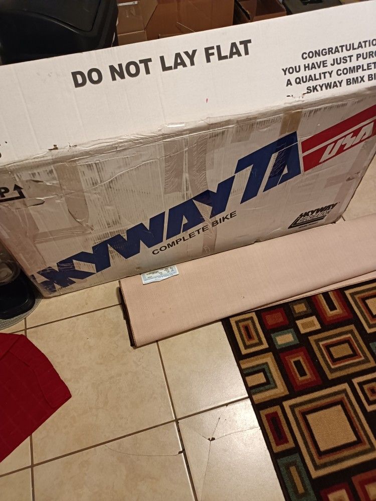 Skyway 2022 Replica 80's Model
