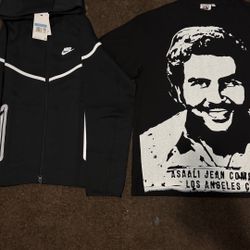 Asaali shirt and Reflective Nike tech 