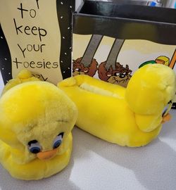 Vntg 96' Never Worn Warner Looney Tunes Tweety Bird 3D Plush Adult Slippers SZ M