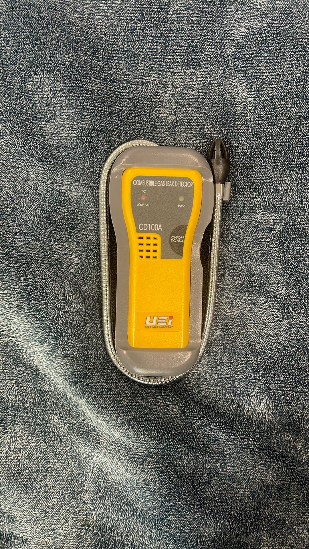 UEI. Gas Leak Detector