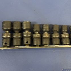 Snap-on Tools 8 pc 3/8" Drive 6-Point Metric Flank Drive® Shallow Impact Swivel Socket Set Size: 10, 12, 13, 14, 15, 17, 18, and 19 mm