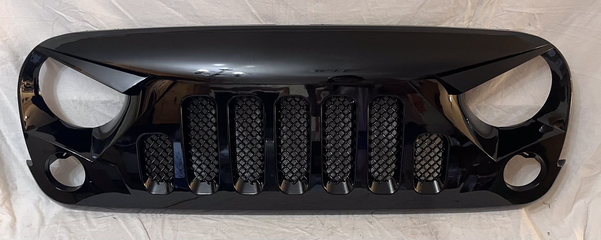 Jeep Wrangler JK 2007-17 Angel Skull 2 Front Upper Grille Gloss Black