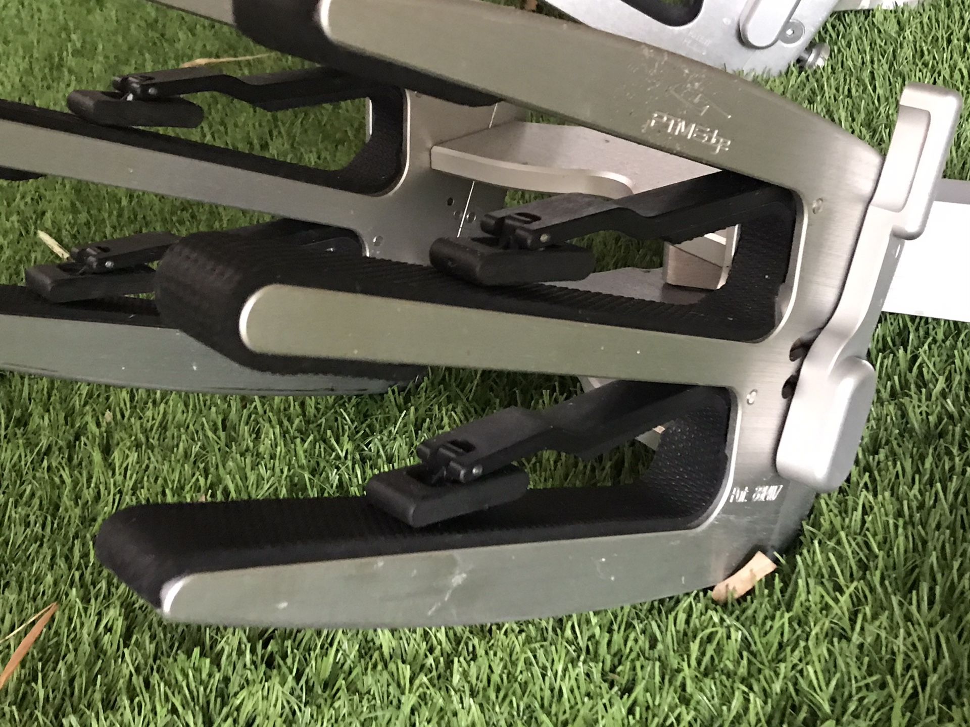 PTM EDGE CLAMPING RACKS Wakeboard board racks. Priced to sell!! for Sale in Orlando, FL OfferUp