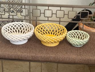 Ceramic baskets