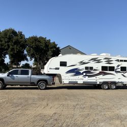 2007 29’ Gearbox Toy hauler 