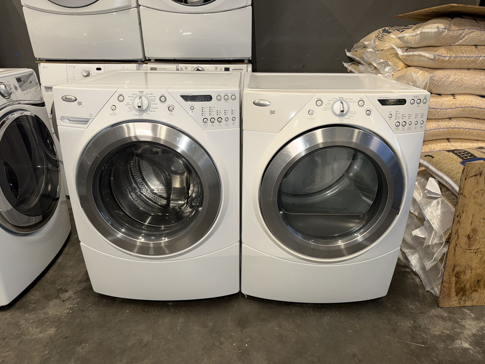 WHIRLPOOL XL CAPACITY WASHER DRYER ELECTRIC SET 
