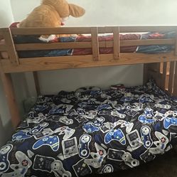Wood Bump Bed 