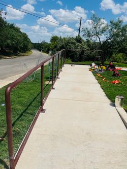 Metal Rails available
