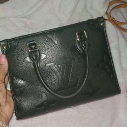 AUTH Louis Vuitton ONTHEGO Bag
