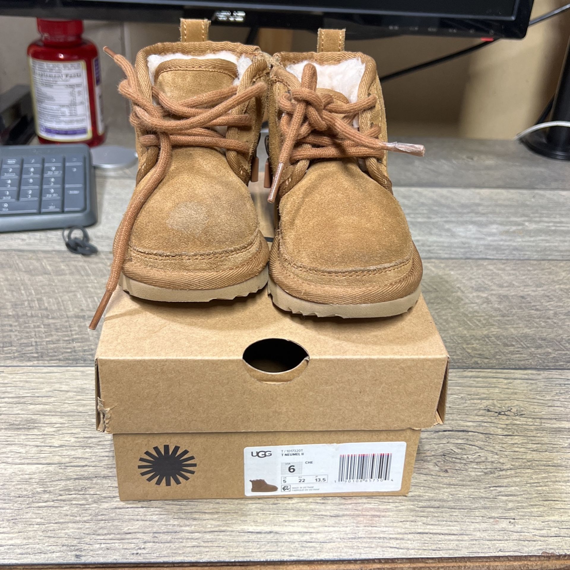 Uggs Infant Size 6 