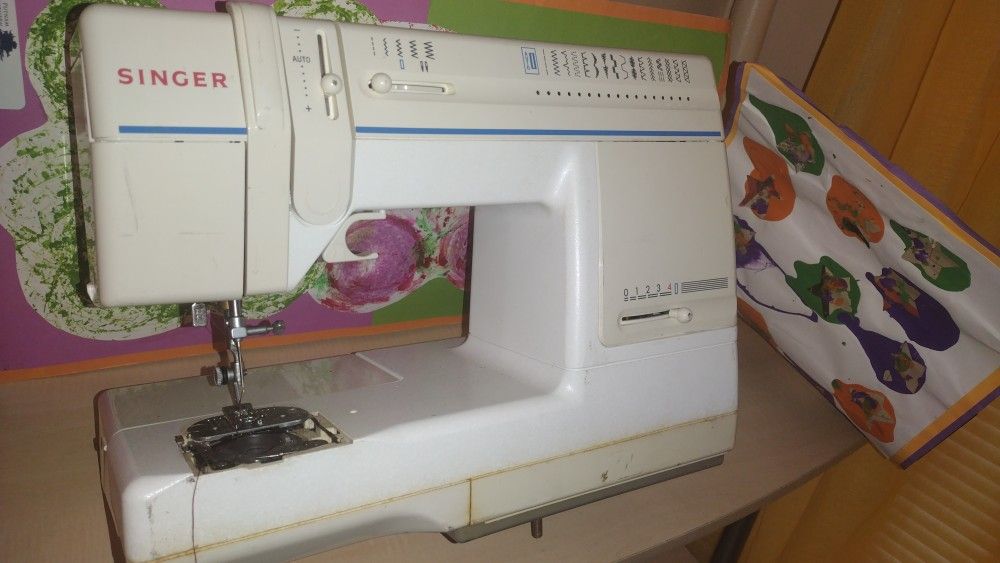Singer Sewing Machine