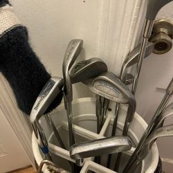Golf Clubs 