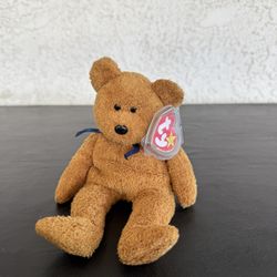 TY Beanie Baby Bear Named Fuzz 