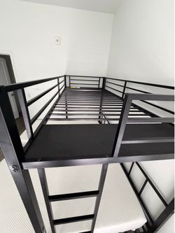 3 Person Kid bunk bed
