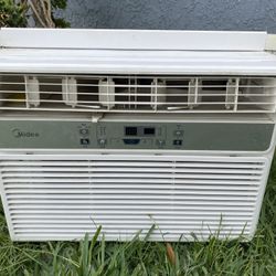 Wall AC Unit 