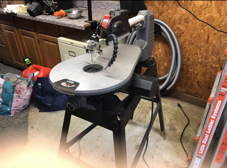 18in Scroll Saw With Stand