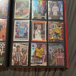 NOT FREE Soccer cards dm me for any you want and a price