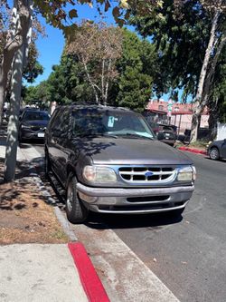 1996 Ford Explorer