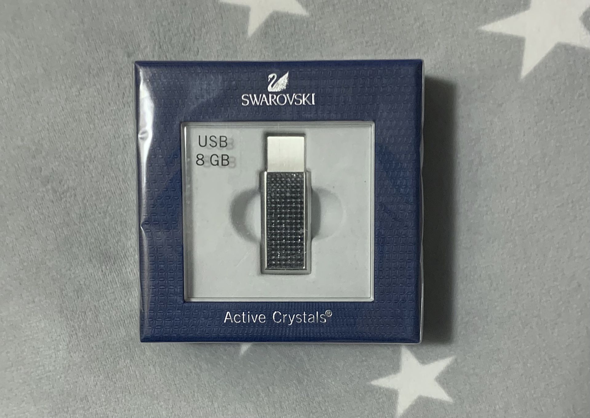 NEW-Swarovski Crystal USB(8 GB)