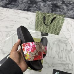 Gucci Slides 