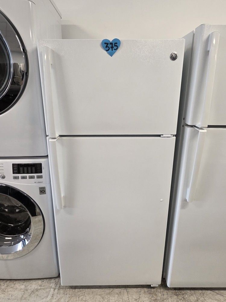 Top Freezer Refrigerator Used In Good Condition With 90days Warranty From $375 Up To $399