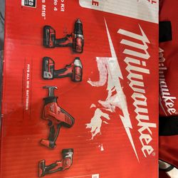 MILWAUKEE TOOL KIT
