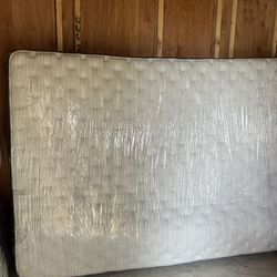 Beautyrest Queen Bed And Box Spring - OBO