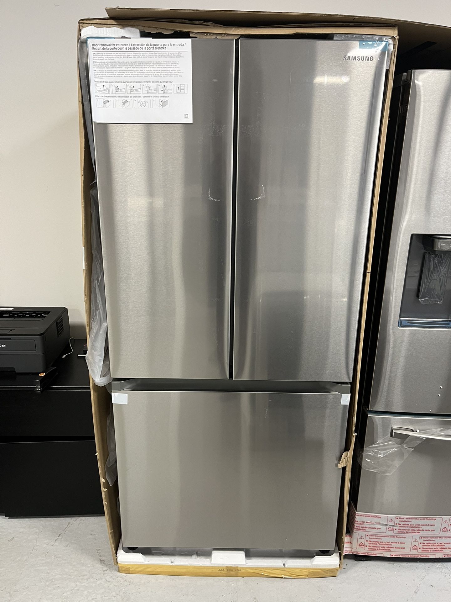 Samsung 33” French Door Counter Depth Refrigerator