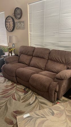 2 recliner sofa