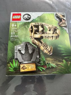 LEGO 76964 Jurassic World Dinosaur Fossils: T Rex skull-
