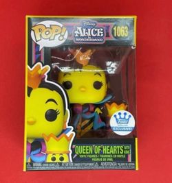 Funko Pop Queen of Hearts with King #1063 Exclusive