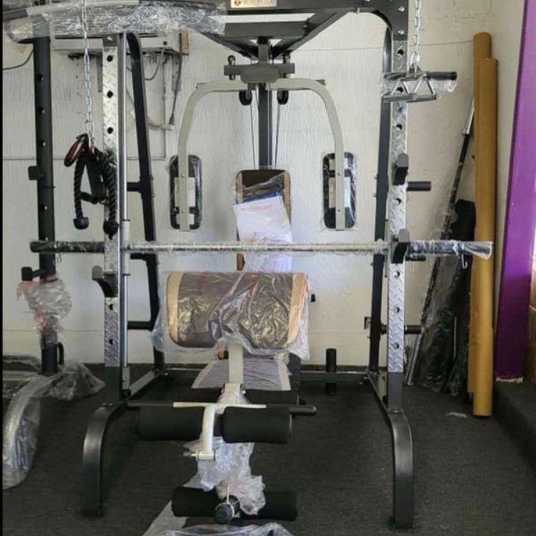 Marcy Smith Cage Workout MachinBody Training Home Gym System with Linear Bearing (no weight come with it )it’s wholsale firm price no offer 🔥