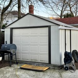 Murray Hill Steel Storage 12'x 10'