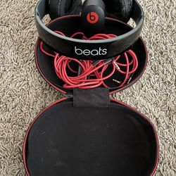 AUTHENTIC ORIGINAL DR. DRE BEATS STUDIO HEADPHONES (AUXILIARY CORD INCLUDED)