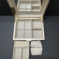 THINGS REMEMBERED Vegan Leather Large Jewelry Box in Champagne Gold