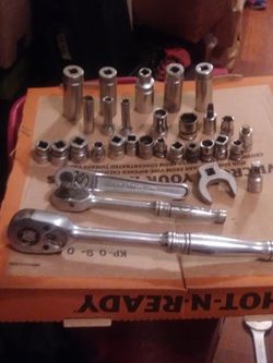 SNAP ON TOOL'S 30 PIECES