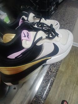 Nike mens shoes size 11 OBO