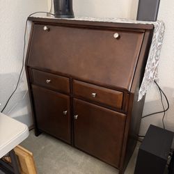 Raymour & Flanigan Secretary Desk