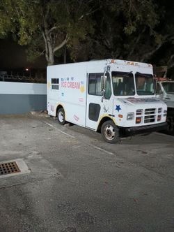 2005 Workhorse With. A 8.1 Chevy Gas