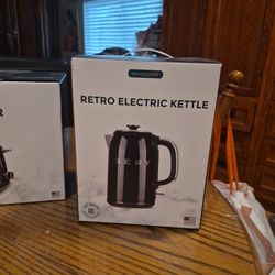 Retro Electric Kettle