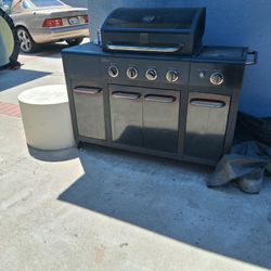 Kenmore Grill
