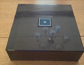 "The Voice of Music" (V-M Corporation) turntable Cover For Model 1511 - 13 1/4“ x 14 1/4“ x 4 3/4”