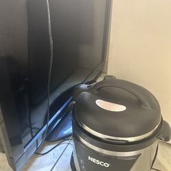 Television Olla Electric Reloj De Pared Dos Cuadros Todo Barato Todo Por $95 .00 Oh Separado Lo Que Guste Excelentes Confío es 