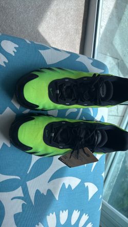 NIKE AIR MAX GREEN Size 15